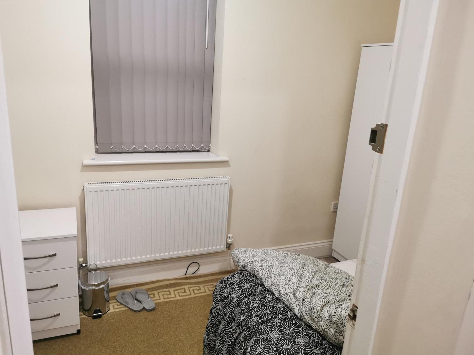 Available Rooms At Buckingham Road Doncaster Exterior photo